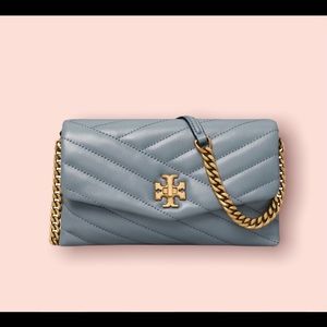 KIRA CHEVRON CHAIN WALLET color:rainwater